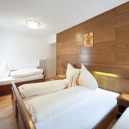 In Near Stablein Lift Appartamento *