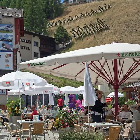 In Near Stablein Lift *